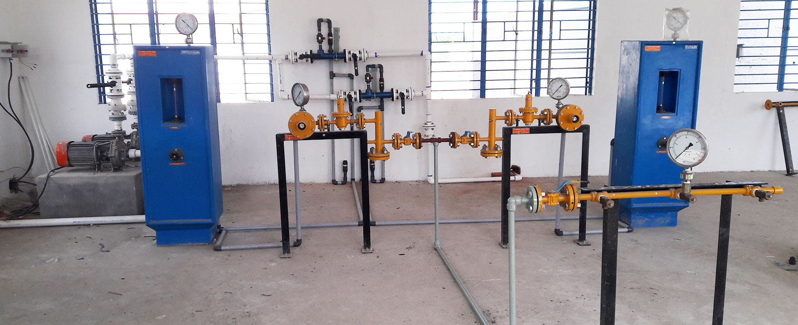 FLOOR MOUNTED CHLORINATOR